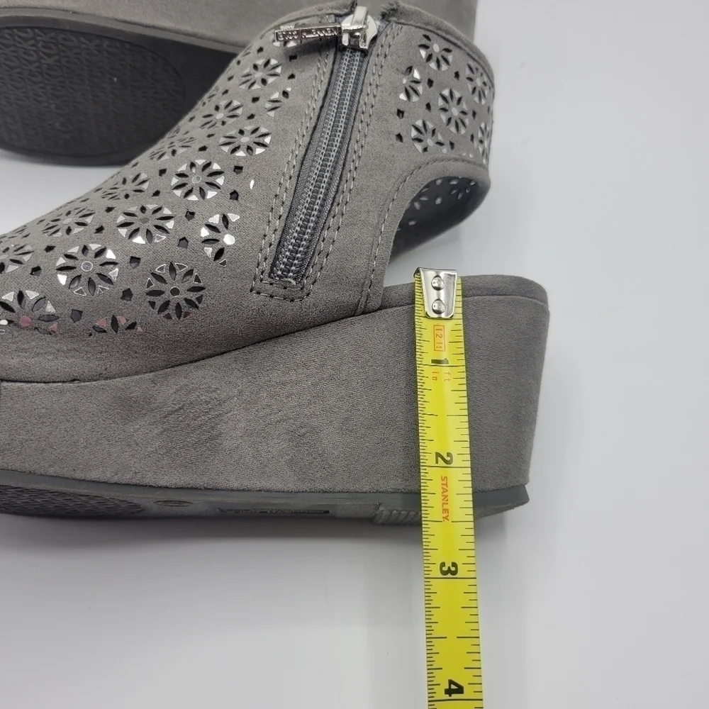 Kenneth Cole New York wedges size 3 corrie hazel grey